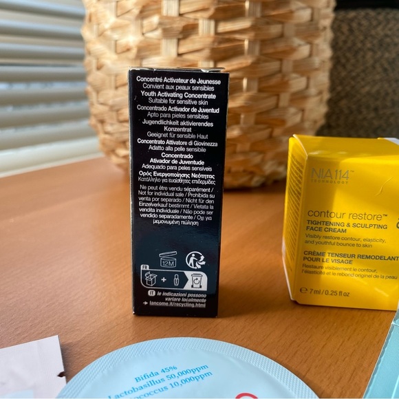 3/$40 Lancôme Advanced Génifique & Strivectin Sculpting Face Cream with Samples - Picture 3 of 5